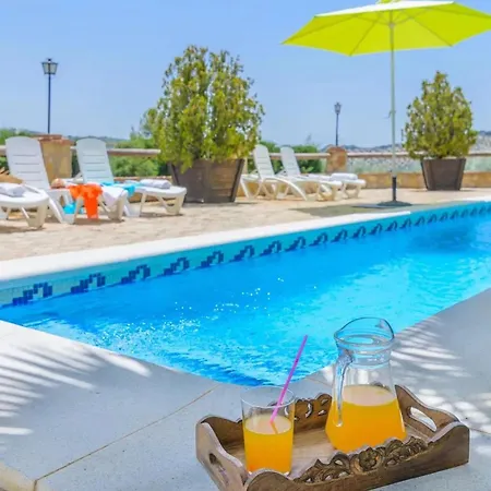Villa Elegant In With Private Pool